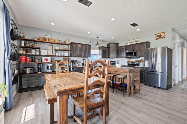 11301 S Fm 441 Road, Louise, TX 77455