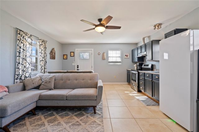 11301 S Fm 441 Road, Louise, TX 77455