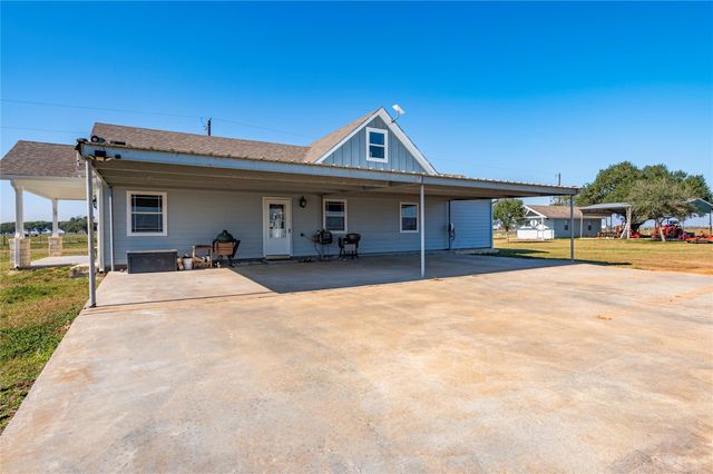 11301 S Fm 441 Road, Louise, TX 77455