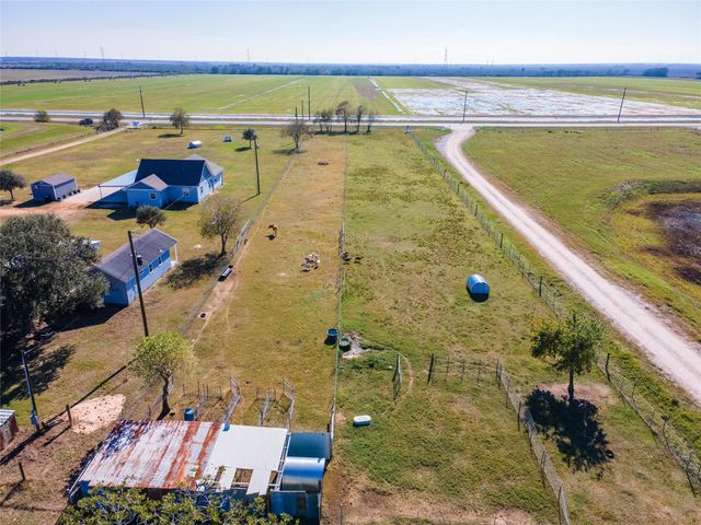 11301 S Fm 441 Road, Louise, TX 77455