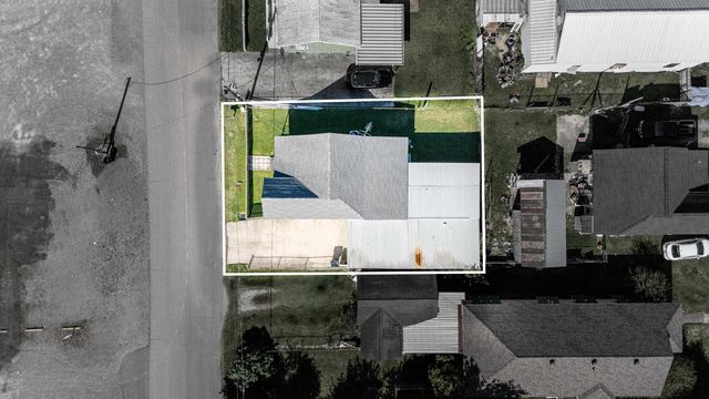 509 Canal St, Lockport, LA 70374