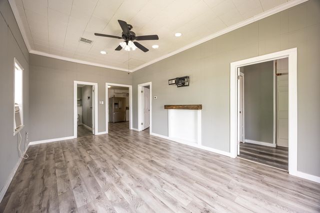 509 Canal St, Lockport, LA 70374