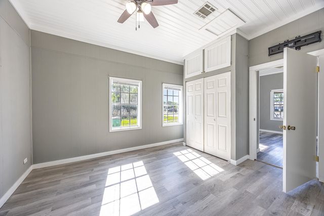 509 Canal St, Lockport, LA 70374
