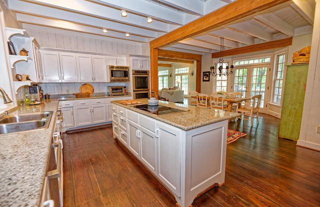 735 Jackson Grove Road, Landrum, SC 29356