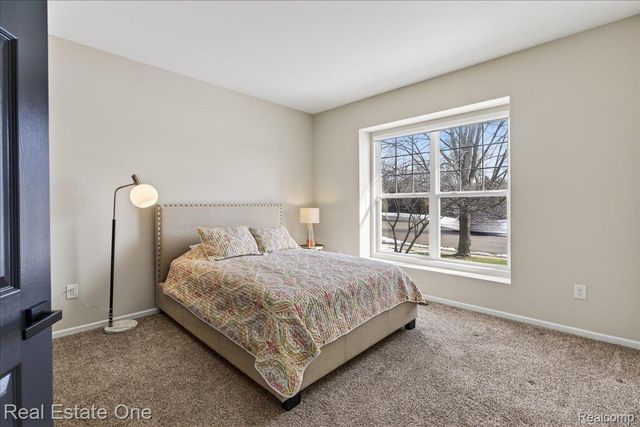 963 STONY LAKE, Oxford Charter Township, MI 48371