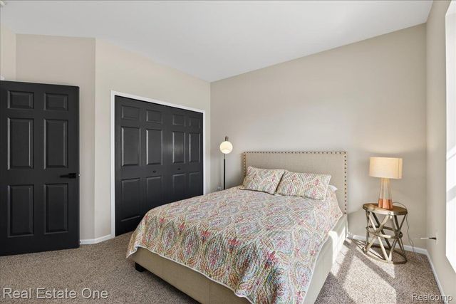 963 STONY LAKE, Oxford Charter Township, MI 48371