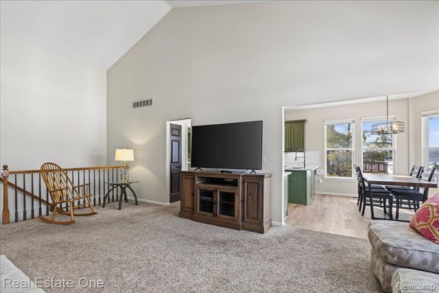 963 STONY LAKE, Oxford Charter Township, MI 48371