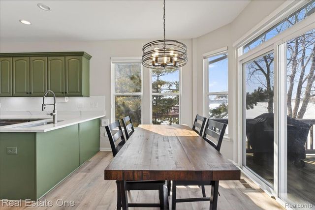 963 STONY LAKE, Oxford Charter Township, MI 48371