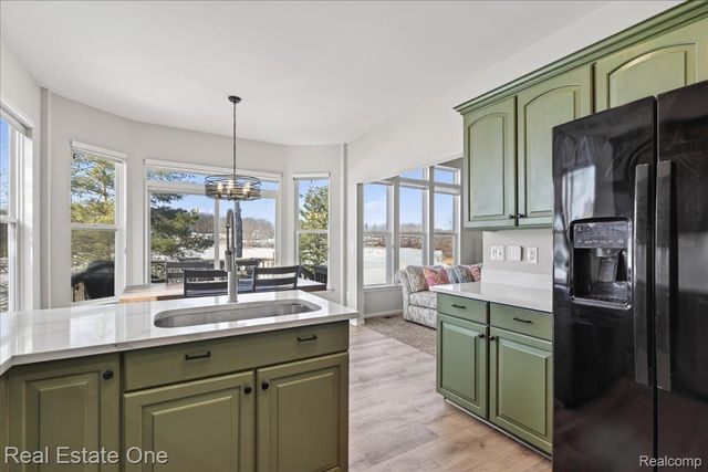 963 STONY LAKE, Oxford Charter Township, MI 48371