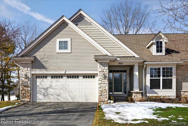 963 STONY LAKE, Oxford Charter Township, MI 48371