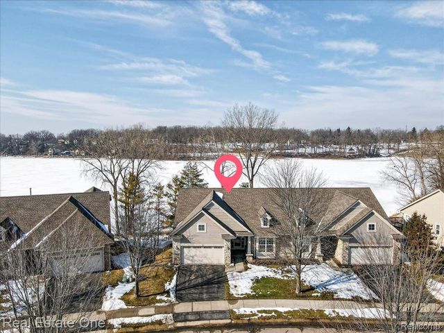 963 STONY LAKE, Oxford Charter Township, MI 48371