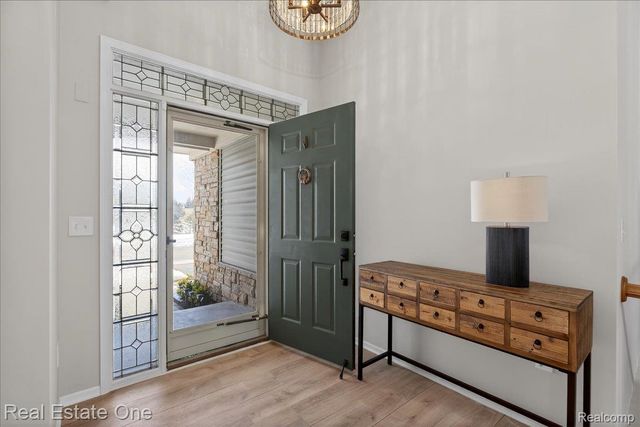 963 STONY LAKE, Oxford Charter Township, MI 48371