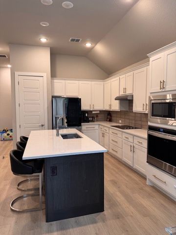 5823 Heatherwood Loop, Sachse, TX 75048
