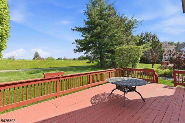 31 Narrows Way, Monroe Twp., NJ 08831