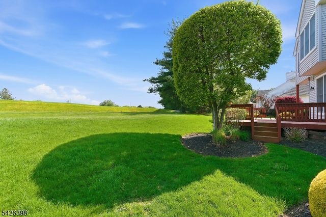 31 Narrows Way, Monroe Twp., NJ 08831