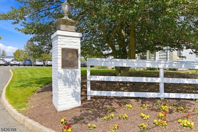 31 Narrows Way, Monroe Twp., NJ 08831