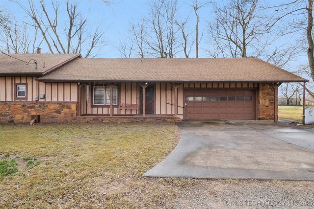 19808 S 4120 Road, Claremore, OK 74017