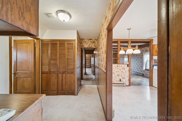 19808 S 4120 Road, Claremore, OK 74017