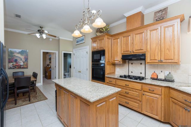 10557 Sweetbrook Ave, Baton Rouge, LA 70809