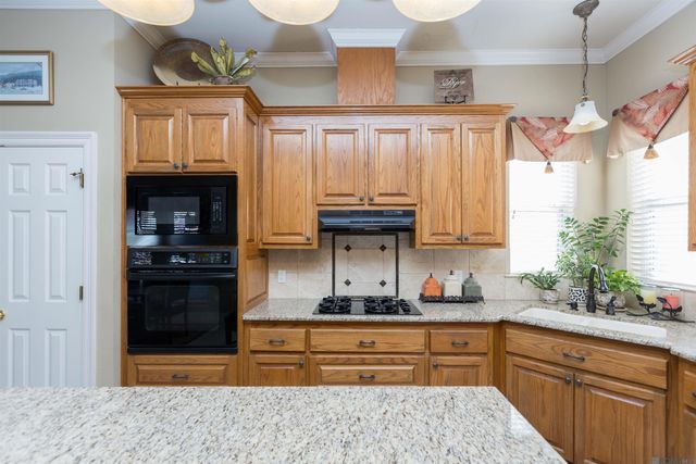 10557 Sweetbrook Ave, Baton Rouge, LA 70809