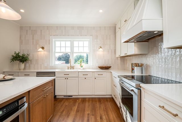 20 Hillside Ave, Medford, MA 02155