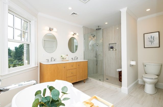 20 Hillside Ave, Medford, MA 02155