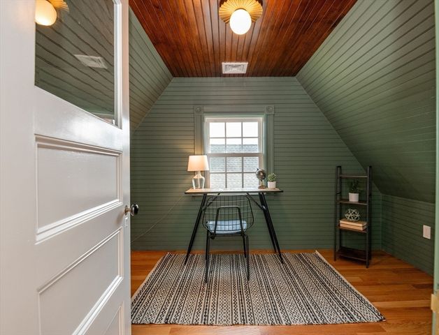 20 Hillside Ave, Medford, MA 02155