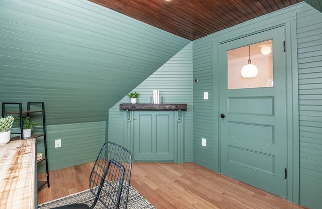 20 Hillside Ave, Medford, MA 02155