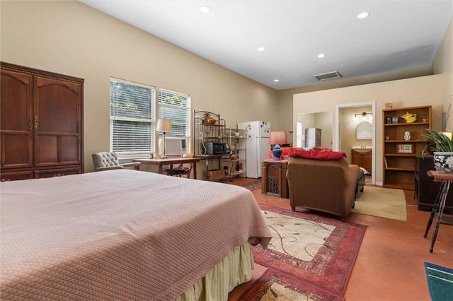 559 Cumberland Road, Mobile, AL 36608