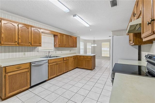 2770 Willedee Circle S, Semmes, AL 36575