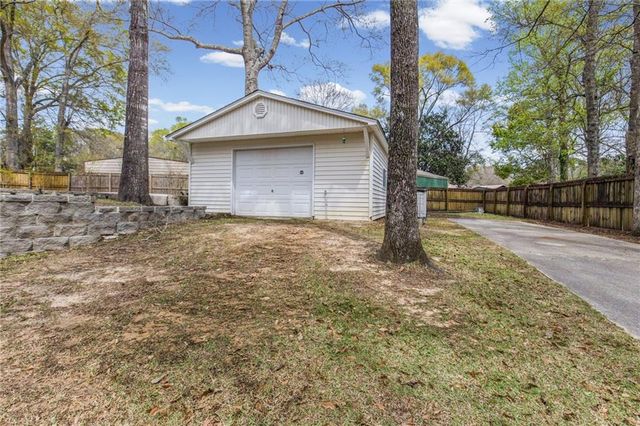 2770 Willedee Circle S, Semmes, AL 36575