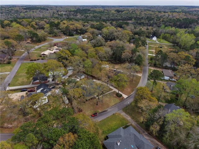 2770 Willedee Circle S, Semmes, AL 36575