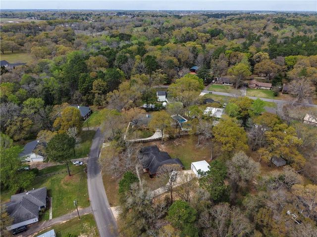 2770 Willedee Circle S, Semmes, AL 36575