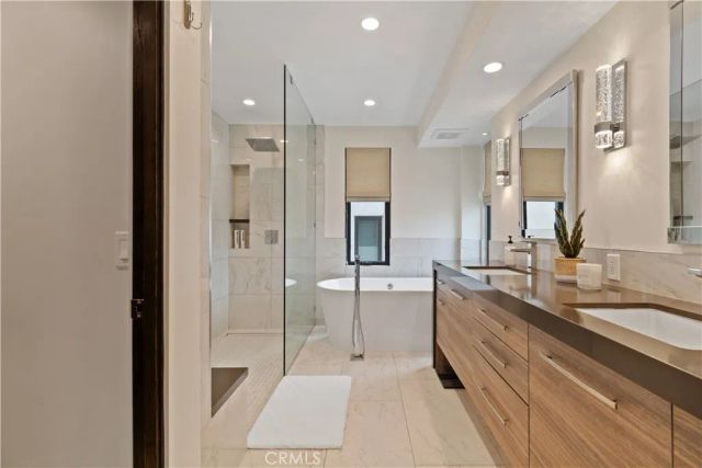 802 Bard, Hermosa Beach, CA 90254