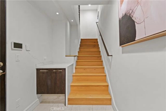 802 Bard, Hermosa Beach, CA 90254