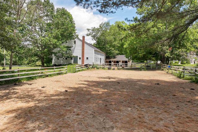 108 Whitten Neck Road, Wolfeboro, NH 03894