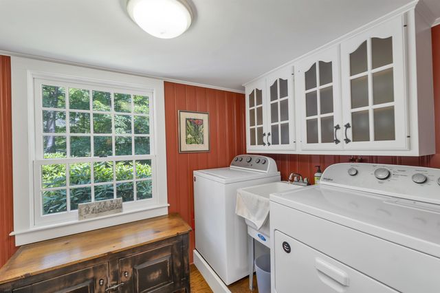 108 Whitten Neck Road, Wolfeboro, NH 03894