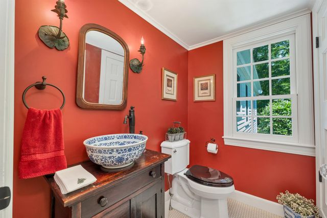 108 Whitten Neck Road, Wolfeboro, NH 03894