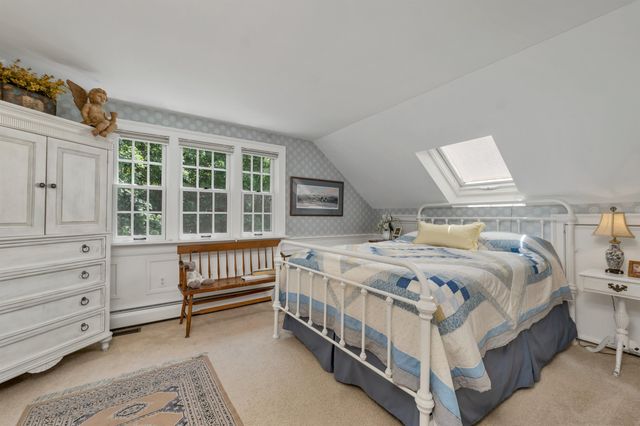 108 Whitten Neck Road, Wolfeboro, NH 03894