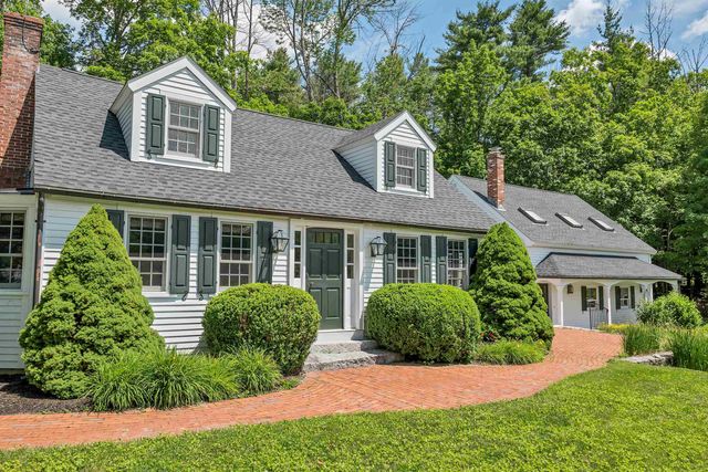 108 Whitten Neck Road, Wolfeboro, NH 03894