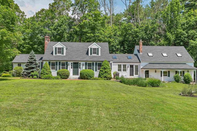 108 Whitten Neck Road, Wolfeboro, NH 03894