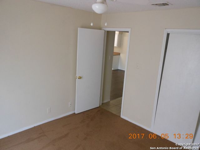 1400 GARDINA ST, San Antonio, TX 78201