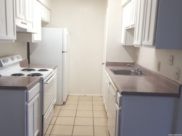 1400 GARDINA ST, San Antonio, TX 78201