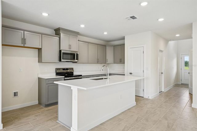 3243 CUP DRIVE, Lakeland, FL 33803