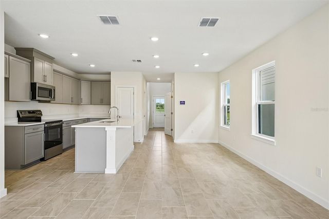 3243 CUP DRIVE, Lakeland, FL 33803
