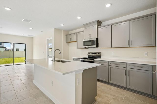 3243 CUP DRIVE, Lakeland, FL 33803