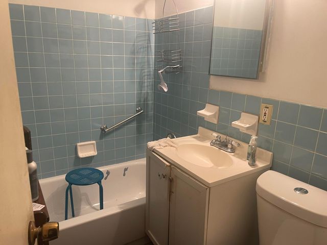 915 SW 4th Street, Delray Beach, FL 33444