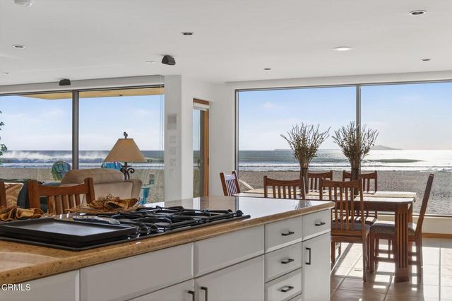 2421 Ocean Drive, Oxnard, CA 93035