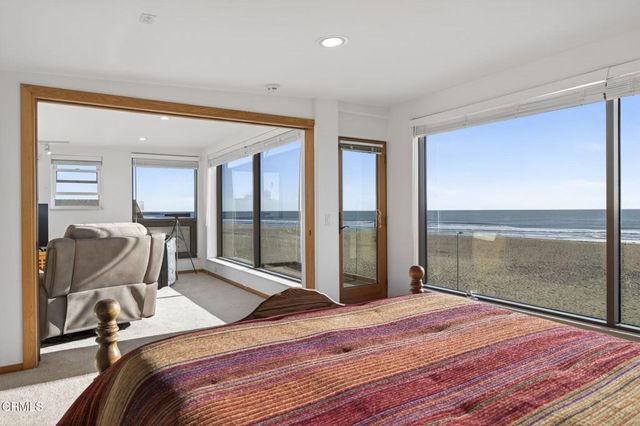 2421 Ocean Drive, Oxnard, CA 93035