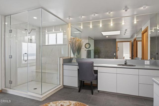 2421 Ocean Drive, Oxnard, CA 93035